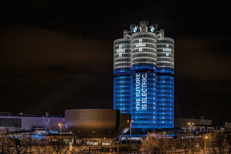 Chris Bangle on the 50th anniversary of BMW’s Four-Cylinder Tower 04_BMW Headquarters by Karl Schwanzer © BMW AG-medium