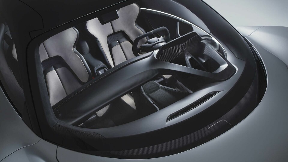 Interior Motives: Lotus Evija CDN_IM_A19_Lotus Evija__1lead_7_Lotus_Evija_Interior_Plan)16x9L