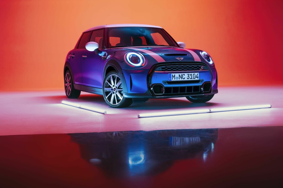 Mini Cooper gets subtle ‘modern’ update Mini HERO