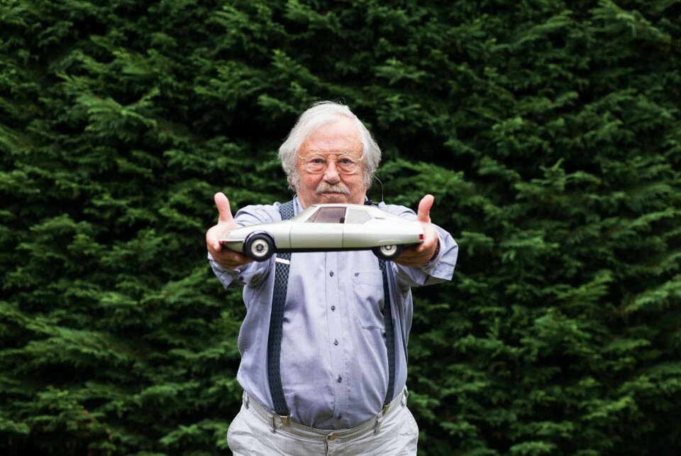 Obituary: The French maestro Robert Opron **Robert-1266 - hands outward with SM