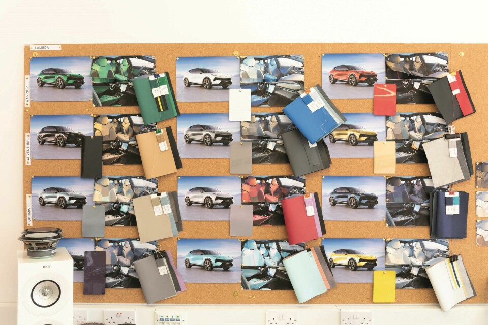 The global palette of colour options for the Lotus Eletre DPS 2 Lotus-Coventry-9353 300DPI