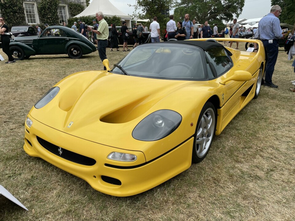 10. 1997 Ferrari F50 - F3Q L 10. 1997 Ferrari F50 - F3Q L