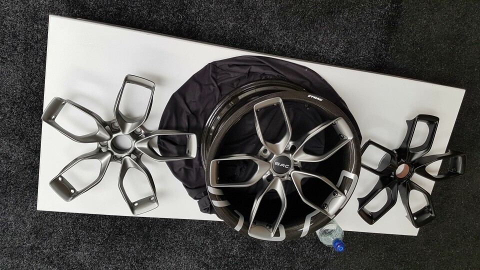 New wheel centres are a third lighter thanks to generative design (black one, right, is the original design) BAC Mono 2020_wheel centres