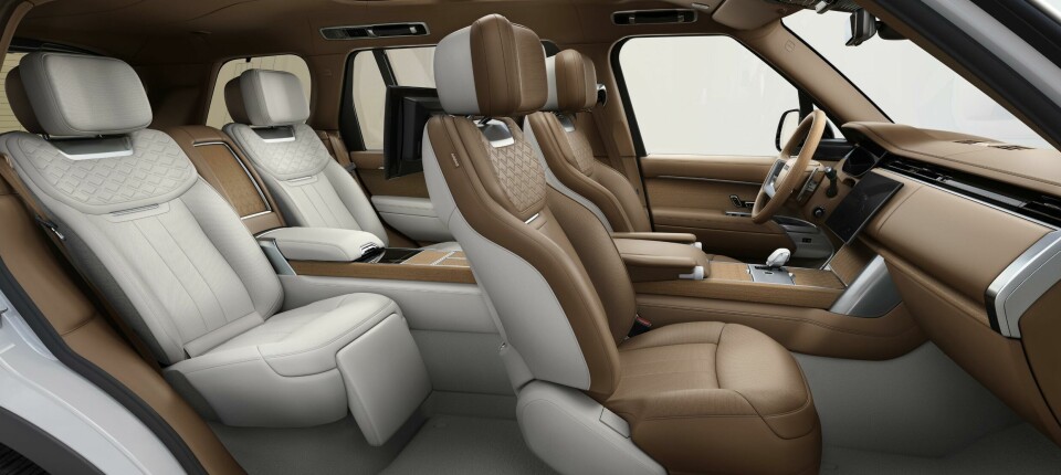 SV trim on the 2024 Range Rover RR_24MY_INTERIOR_170523_SV_01