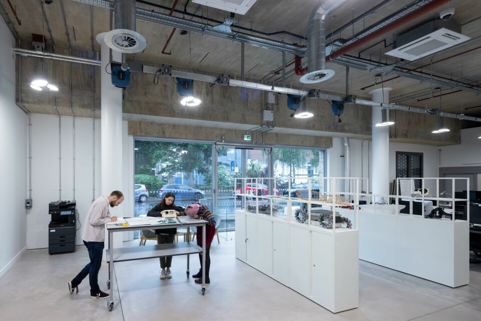 The Intelligent Mobility Design Centre, in the Royal College of Art’s new £135m design and innovation campus (photo © Iwan Baan) Royal College of Art Herzog de Meuron Photo © Iwan Baan