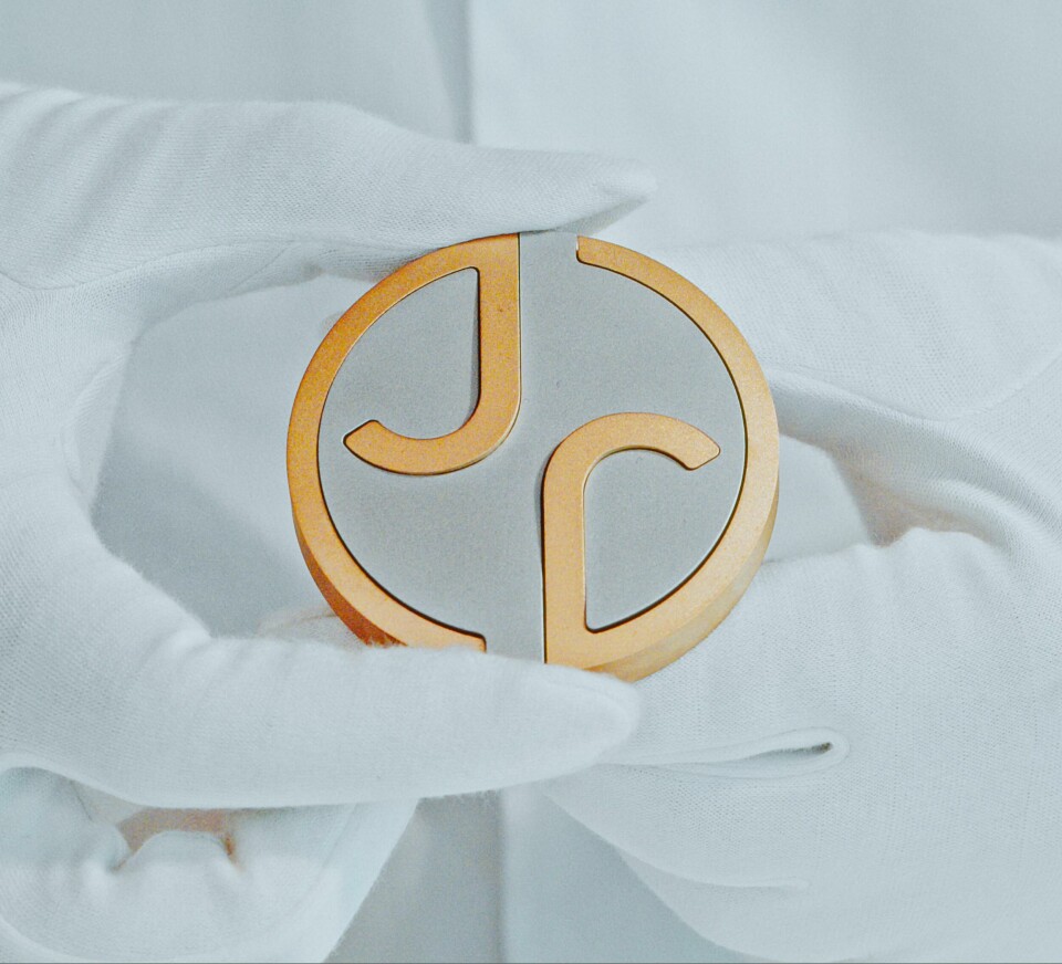 The new Jaguar rondel JAGUAR_MONOGRAM_ARTISTS_MARK_75X68B_191124