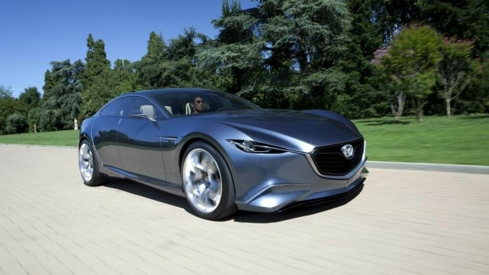 Concept Car of the Week: Mazda Shinari (2010) shin-09