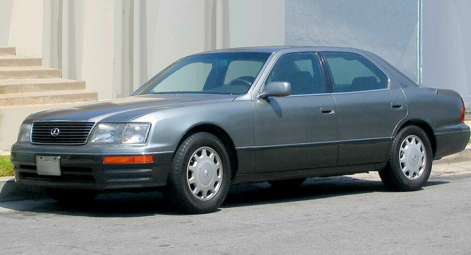 Building a premium brand – the role of design 1024px-Lexus_LS_400_UCF20_I_Moonstone_Pearl.jpg
