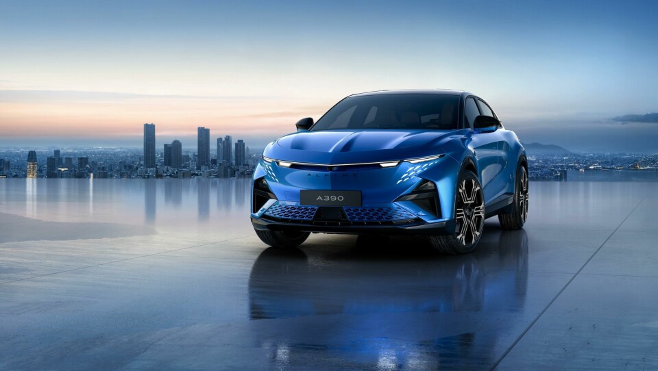 Alpine launches new A390, a racing car in a suit 1_LOT1_EXTER_INTER_MAJEURS_Ext_AlpineBleuVision_GTSBS1_3-4avantgaucheconducteur-16-9