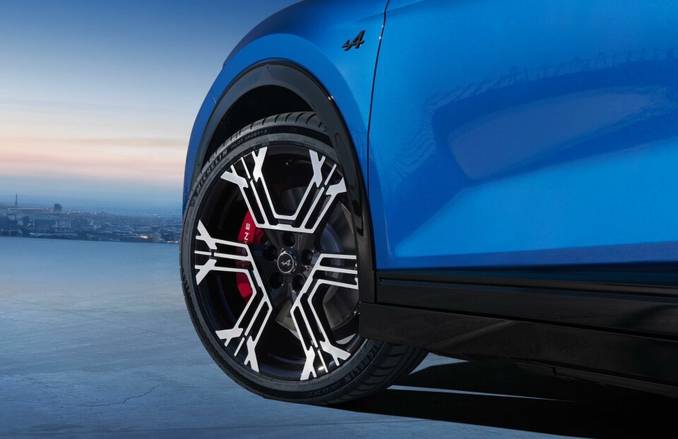 Alpine Fine Racing Rims Alpine launches new A390, a racing car in a suit | Car Design News