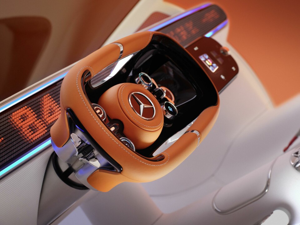 Mercedes-Benz Vision One-Eleven steering wheel and IP Mercedes-Benz Vision One-Eleven steering wheel and IP