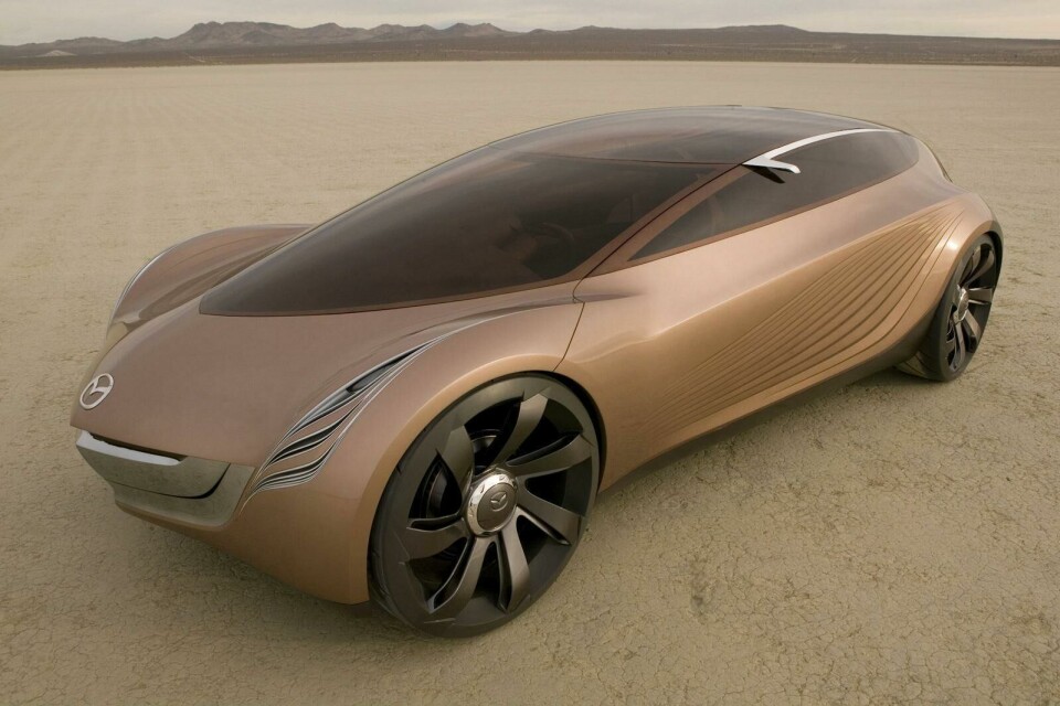 Concept Car of the Week: Mazda Nagare (2006) Mazda Nagare Concept 01