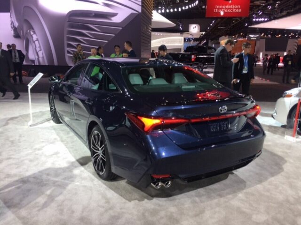 Detroit 2018: Compact saloons stay classy?