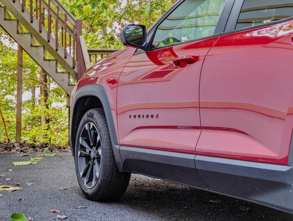 Chevy Equinox wheels Chevy Equinox exterior 6