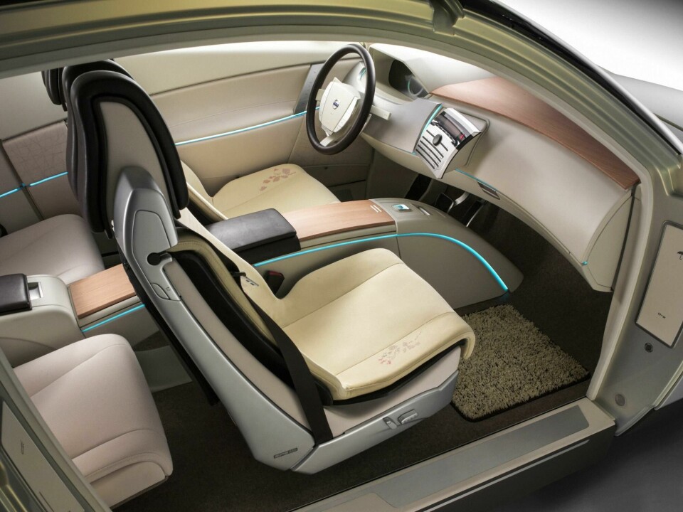 Concept Car of the Week: Volvo YCC (2004) Volvo Ycc 18