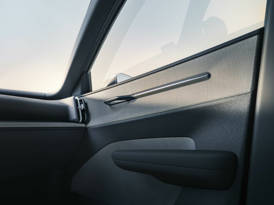 Swiss supplier Bcomp provided flax-fibre composites as part of an optional trim in the Volvo EX30 Bcomp's flax fibre composites, ampliTex™, showcased in the new Volvo EX30 as optional trim for the doors