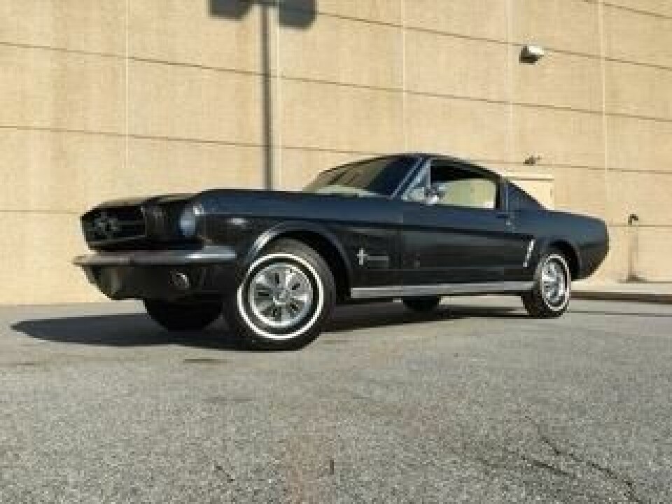 Bertone Mustang (1965) 1965 Ford Mustang Fastback