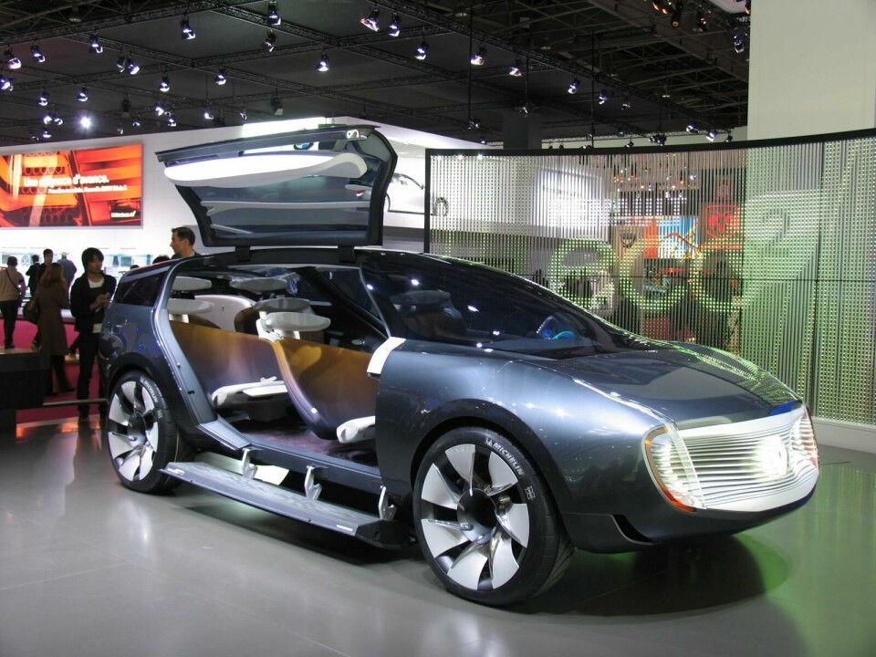 Concept Car of the Week: Renault Ondelios (2008) Renault Ondelios 01