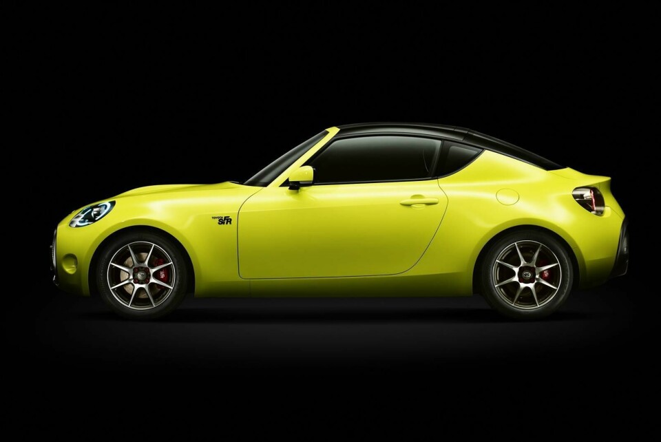 Design Review: Toyota S-FR concept Toyota Sfr Dr 09