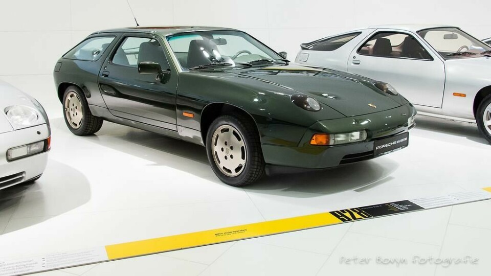 Concept Car of the Week: Porsche 942 (1984) & H50 (1987) Porsche 942