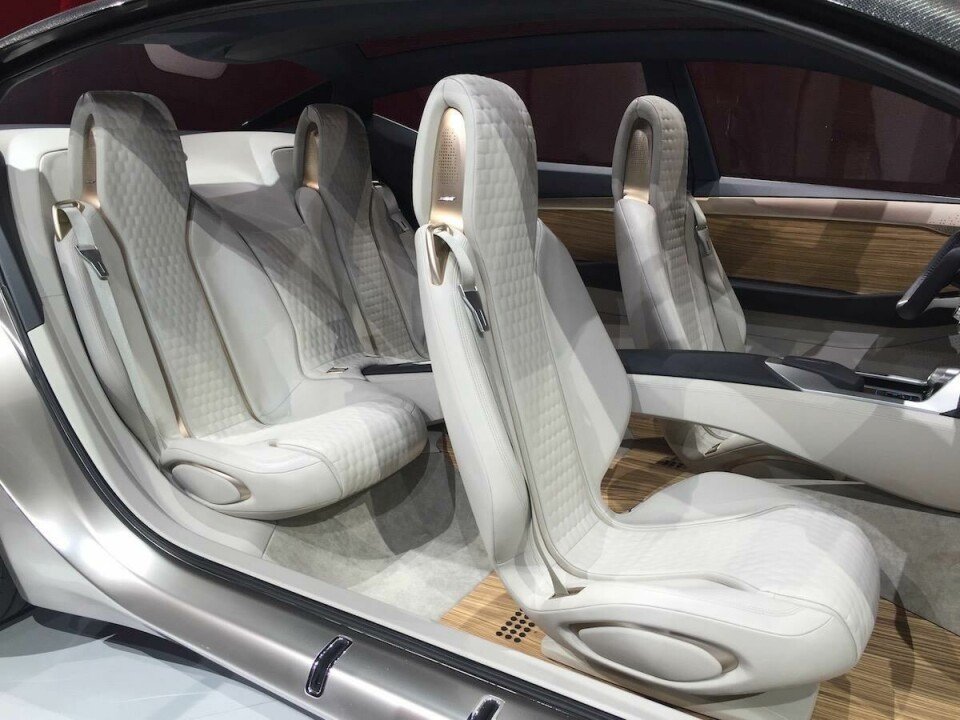 Detroit 2017: Nissan Vmotion interior Vmotion 20 All Seats