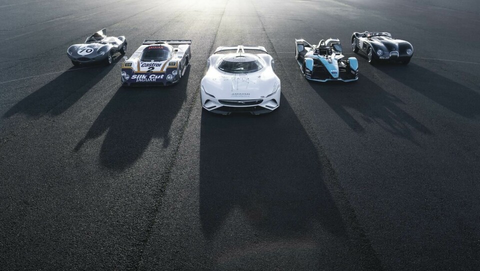 Jaguar Vision Gran Turismo SV with C-type, D-type, XJR-9 and I-TYPE Jaguar Vision Gran Turismo SV with C-type, D-type, XJR-9 and I-TYPE