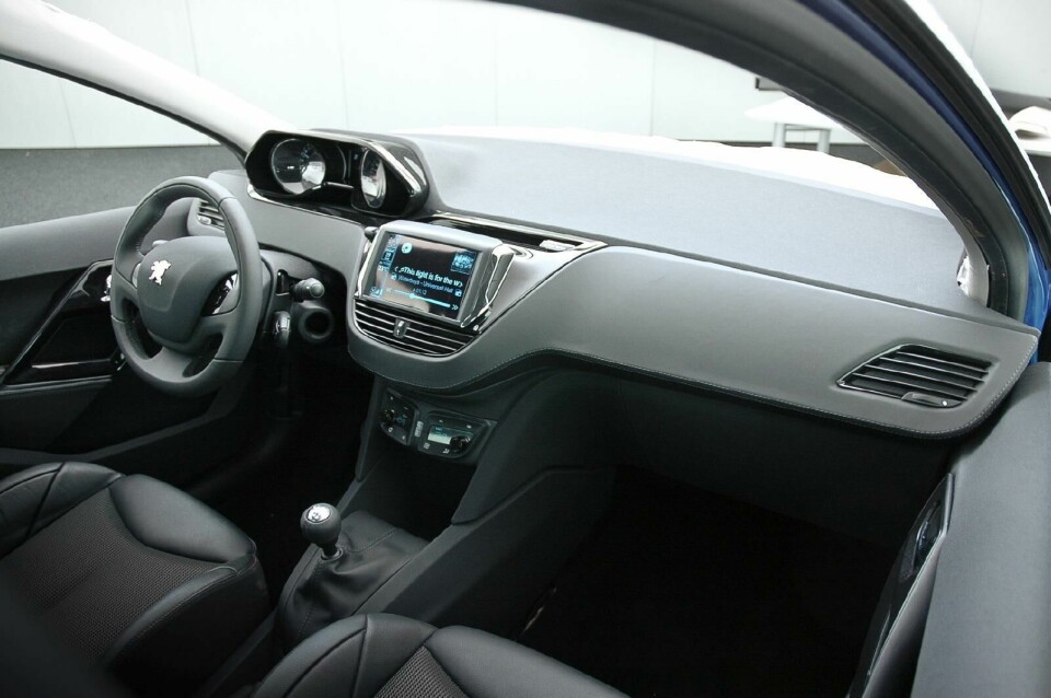 New Peugeot 208 peugeot-208-dd-014.jpg