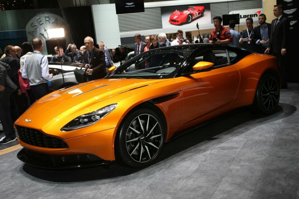 Geneva 2016: Aston Martin DB11 looks to the near-future Aston Martin Db11 1