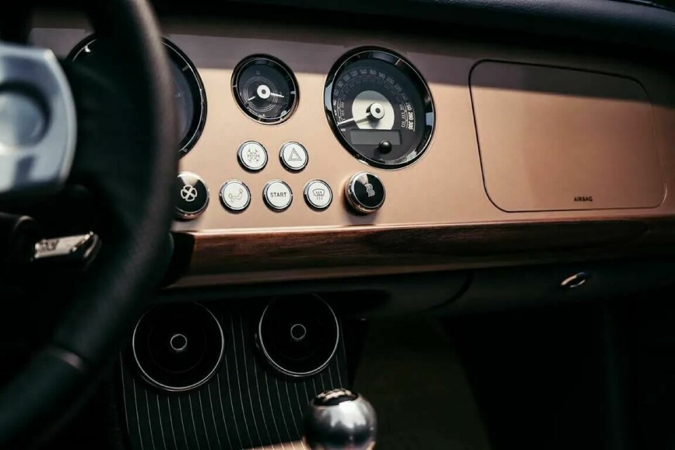 The Morgan Plus Four instrument panel Morgan-Plus-Four-Plus-Six-Upgrades-2023-10