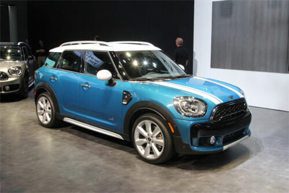 LA 2016: Mini Countryman is bigger but not better Mini Countryman Web 2
