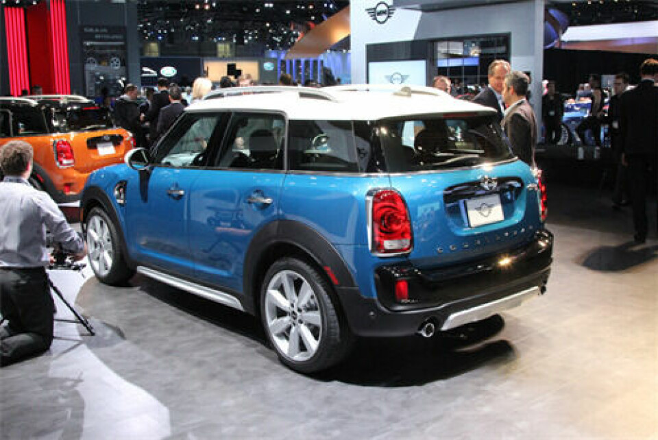 LA 2016: Mini Countryman is bigger but not better Mini Countryman Web 6