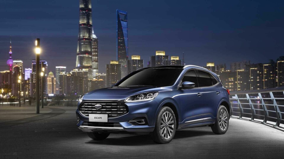 China-market Ford Escape features a full-height grille, unlike the US version Ford Escape (China-spec)