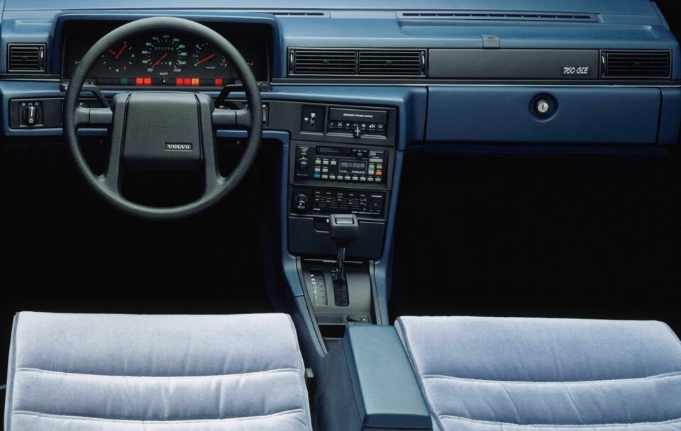 In praise of pushbuttons (and other physical controls) Volvo 760 GLE