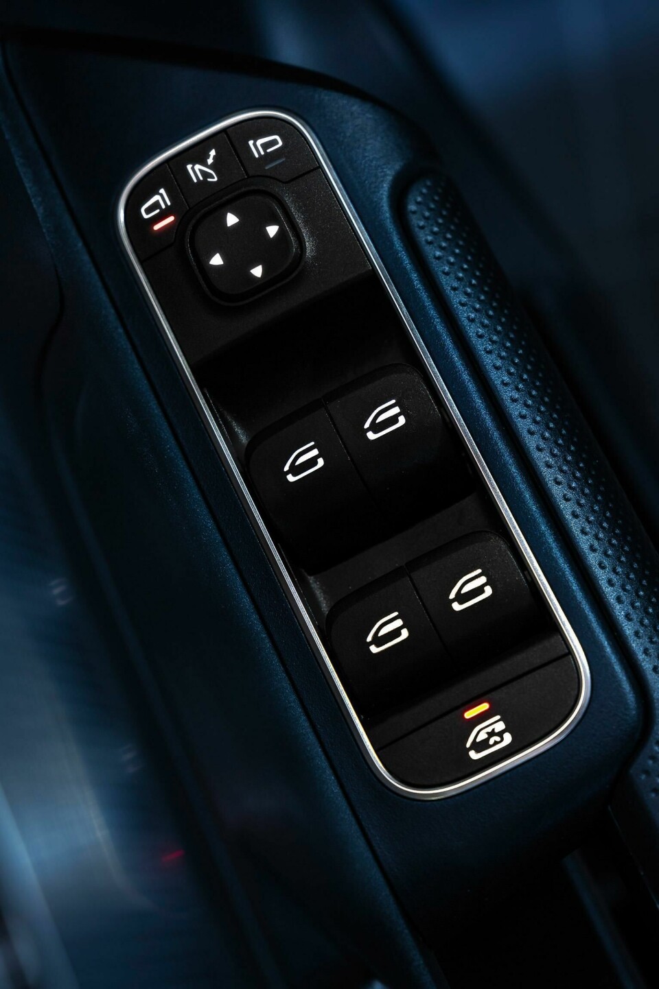 Letting the light inEven in more conventional applications, such as traditional backlit buttons and switchgear, progress continues: BASF’s Ultramid Vision material, described as a semi-crystalline polyamide, is now in production for a German OEM. Developed in partnership with Valeo, it is said to give “very high light transmission with low light scattering” and high colour fidelity, as well as having high UV, temperature, scratch and chemical resistance, and to be suitable for use on window controls, exterior mirror adjustors and suchlike. BASF_ultramid