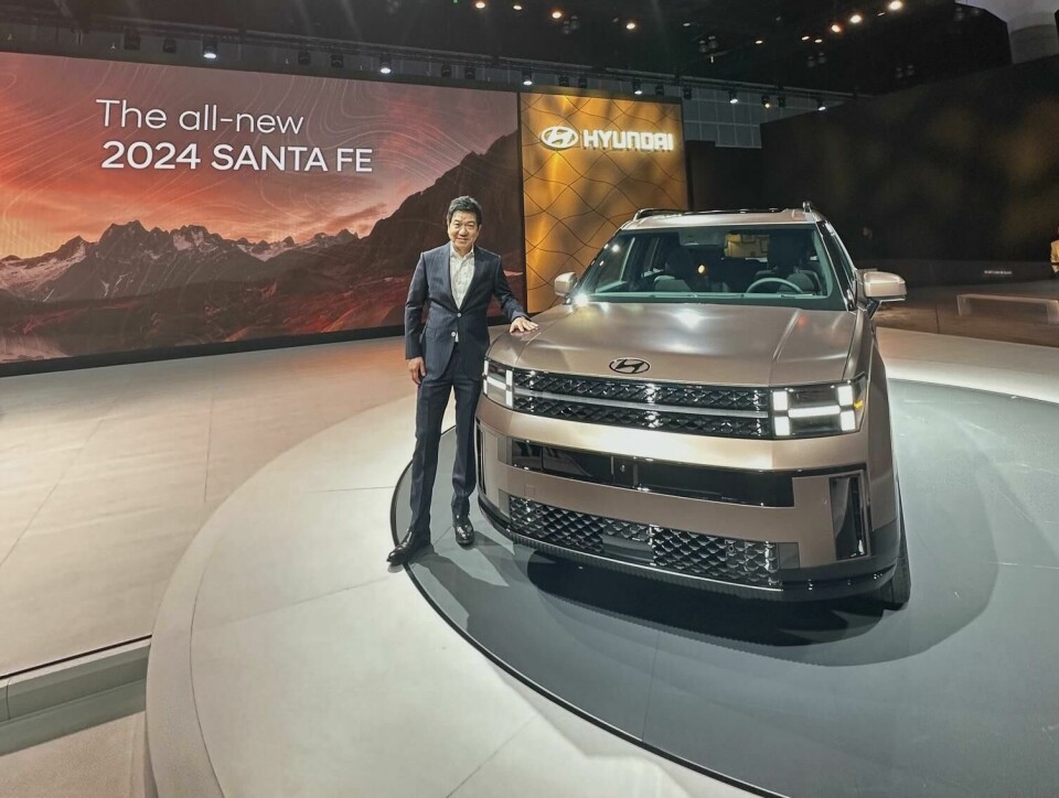 SangYup Lee with new Santa Fe in LA SangYup Lee with new Santa Fe LB