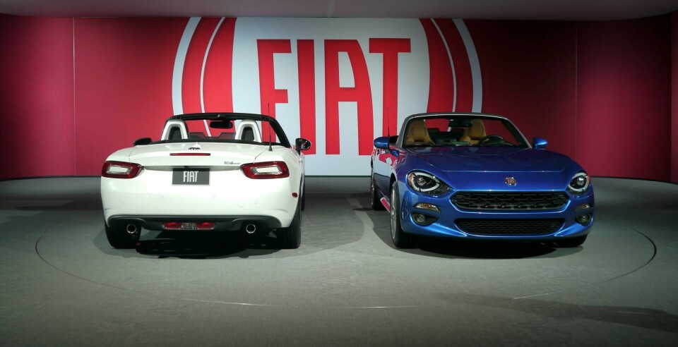 LA 2015: The Fiat 124 Spider feels very different to its MX-5 twin Fiat 124 Spyder 5