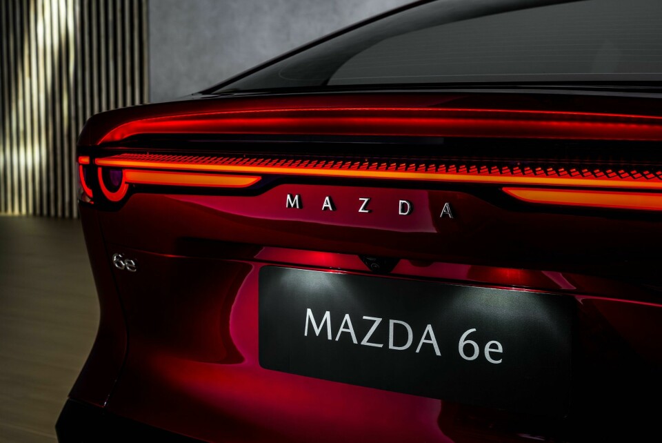 Car design round-up: Italdesign, Mazda, Microlino, RAM, Renault all-new_mazda6e_src_det_004