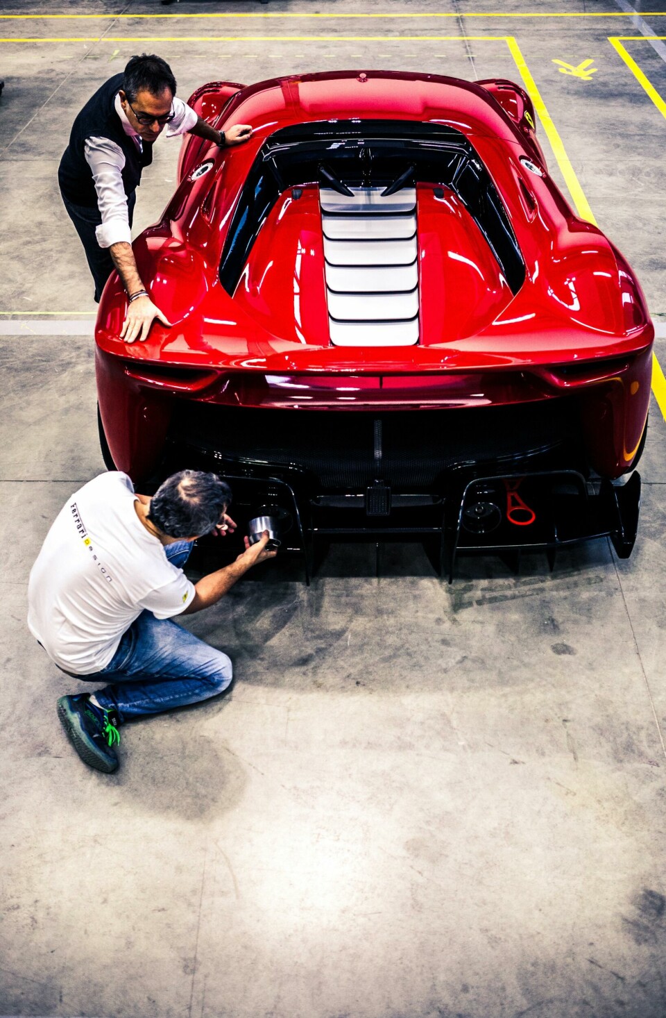 Flavio Manzoni in the studio 190090-car-ferrari-P80-C1