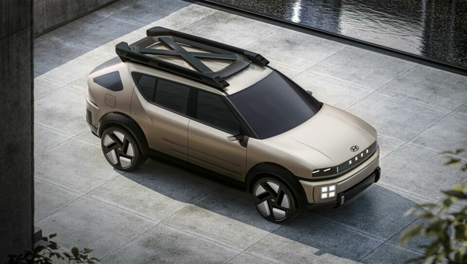 No, that’s not a helipad Hyundai Initium concept05