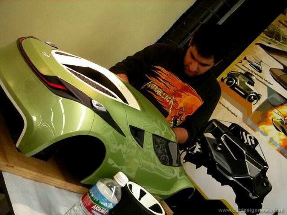 A younger Sasha during his time at ArtCenter, still repping Metallica Selipanov Nringz1
