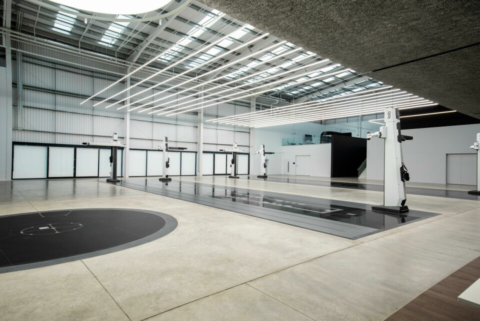 Studio floor space with mills. In the background is an interior buck General Motors Advanced Design-UK studio floor space with mills