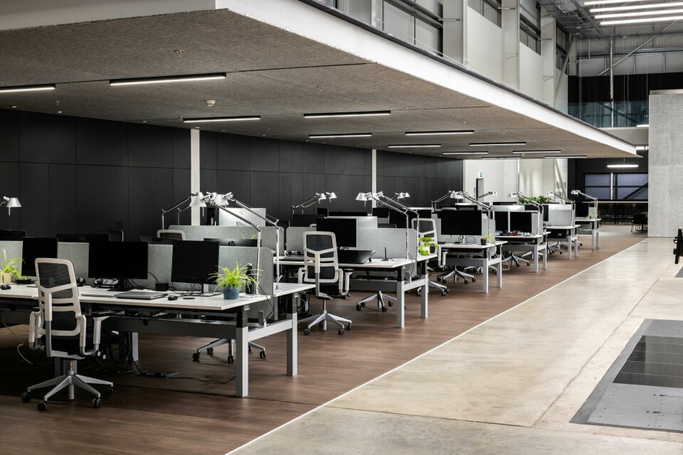 Designer workstations General Motors Advanced Design-UK studio designer workstations