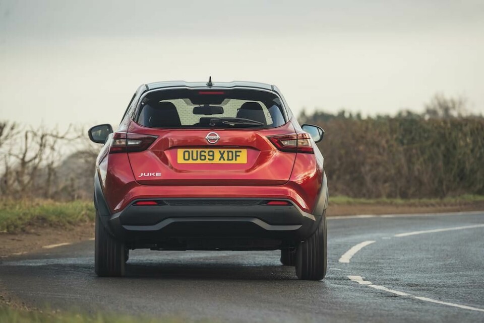 Nissan Juke rear in motion New_Nissan_Juke_0018