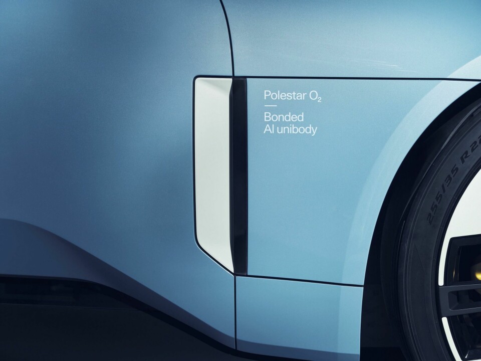The concept has the same bonded aluminium unibody used in the Precept Polestar_O2_electric_performance_roadster_concept