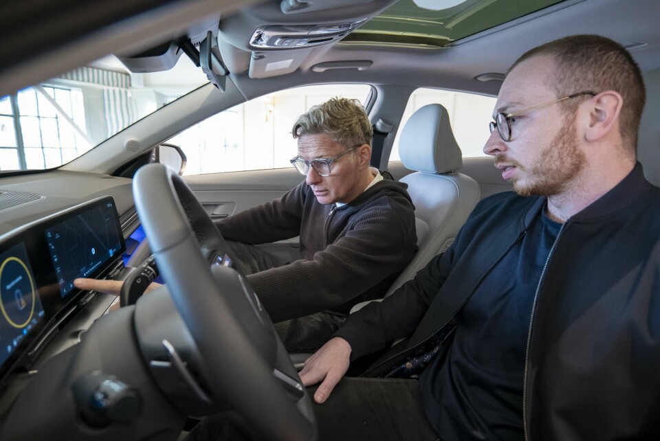 The HMI revolves around a wide touchscreen Loasby Hyundai Kona EV interior screen