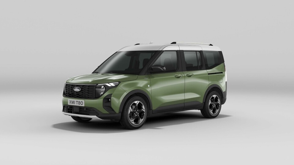 Ford balances form and function with new Tourneo 2023_FORD_Tourneo-Courier_Active_07