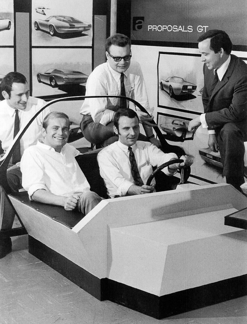 Erhard Schnell and his team in the mid-1960s. Schnell standing at right Schnell-06