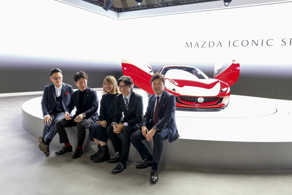 2023 Mazda Iconic SP design team with Nakayama (far right) 2023 Mazda Iconic SP design team with Nakayama (far right)