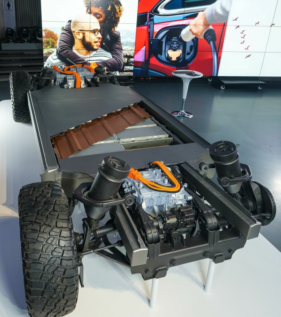 The New GM BEV platform with suspension, etc. attached The New GM BEV platform with suspension, etc. attached