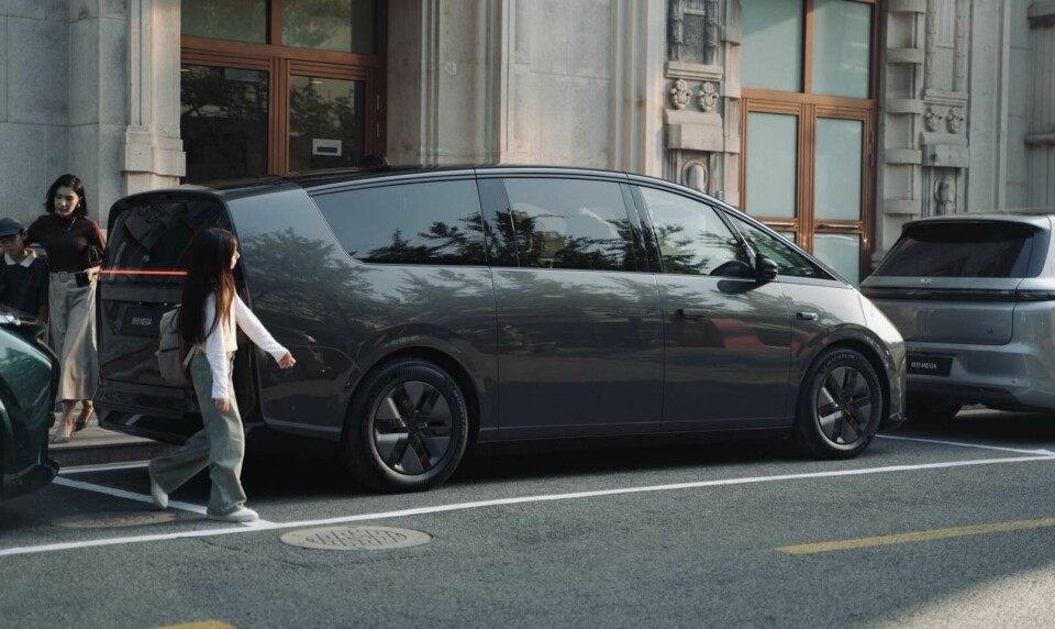 Li Auto channels minimalism for mega new MPV Li Auto Mega MPV hero